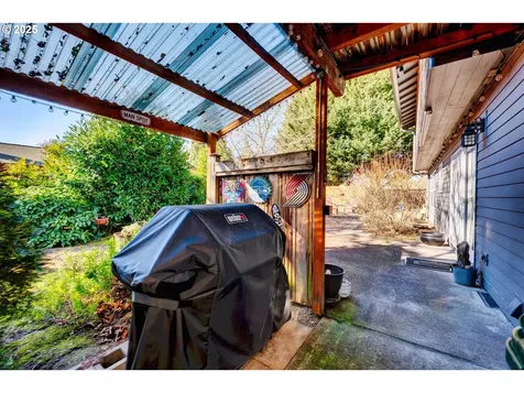 1388 NE Snell Court Hillsboro OR 97124