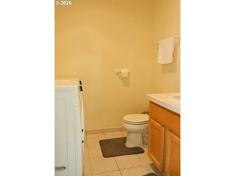 707 SE 160th Avenue Portland OR 97233