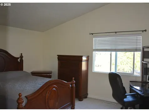 707 SE 160th Avenue Portland OR 97233