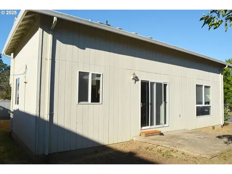 707 SE 160th Avenue Portland OR 97233