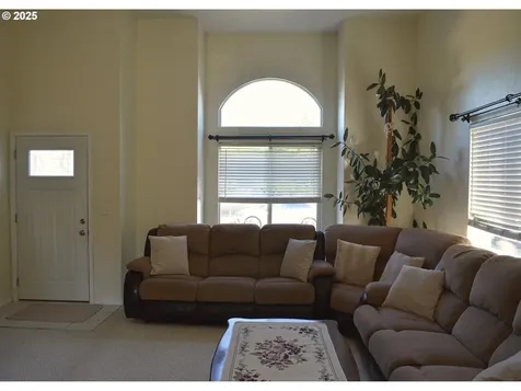 707 SE 160th Avenue Portland OR 97233