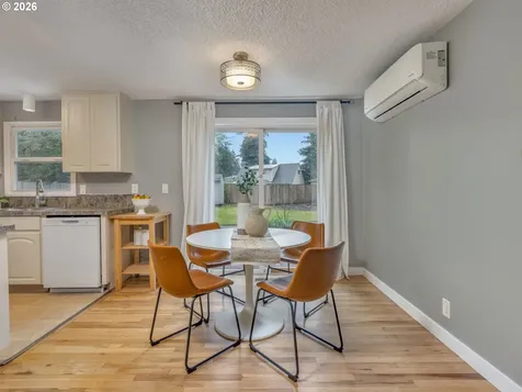 17901 Tualata Avenue Lake Oswego OR 97035