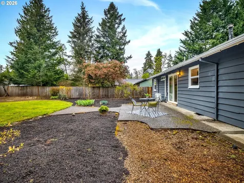 17901 Tualata Avenue Lake Oswego OR 97035