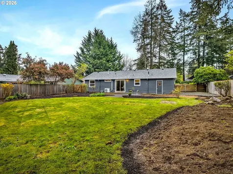 17901 Tualata Avenue Lake Oswego OR 97035