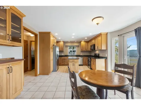 660 18th Avenue Coos Bay OR 97420