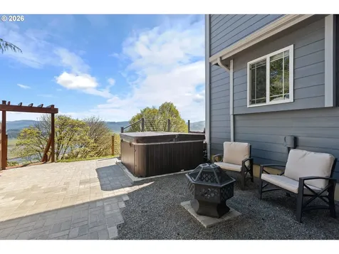 660 18th Avenue Coos Bay OR 97420