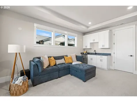 6043 SE Jura Street Hillsboro OR 97123