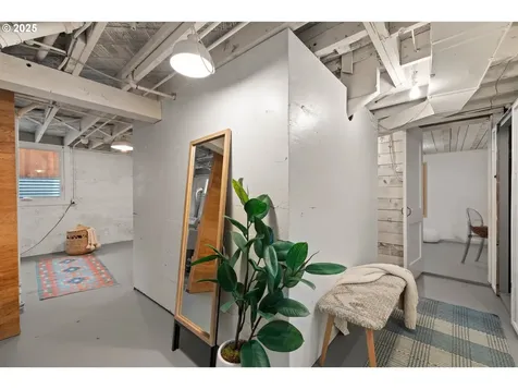 7024 N Congress Avenue Portland OR 97217
