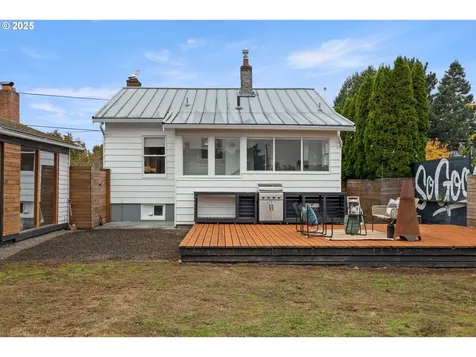 7024 N Congress Avenue Portland OR 97217