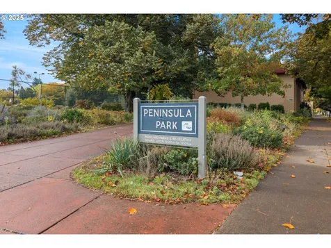 7024 N Congress Avenue Portland OR 97217