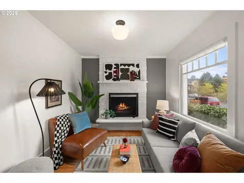 7024 N Congress Avenue Portland OR 97217