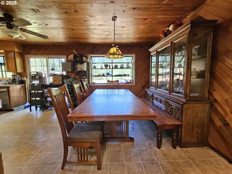 1163 SE 21st Court Gresham OR 97080