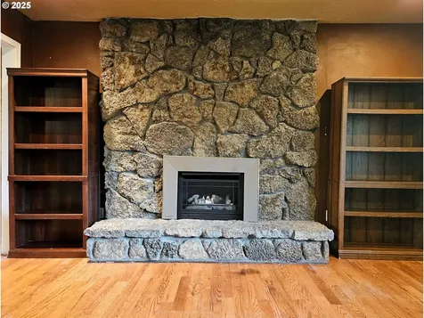 1163 SE 21st Court Gresham OR 97080