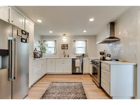 3080 Willakenzie Road Eugene OR 97401
