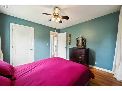 4932 NE 78th Place Portland OR 97218
