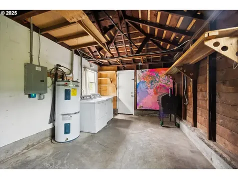 4932 NE 78th Place Portland OR 97218