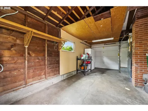 4932 NE 78th Place Portland OR 97218