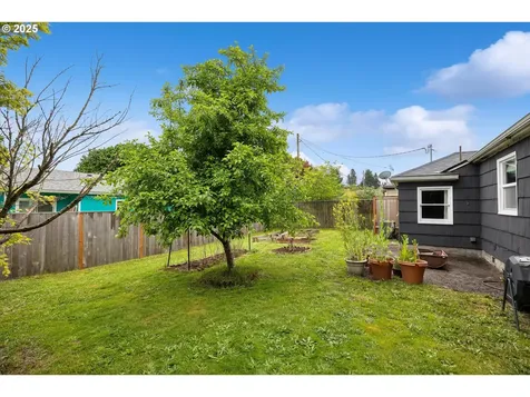 4932 NE 78th Place Portland OR 97218