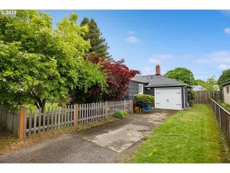 4932 NE 78th Place Portland OR 97218