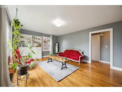 4932 NE 78th Place Portland OR 97218