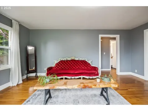 4932 NE 78th Place Portland OR 97218