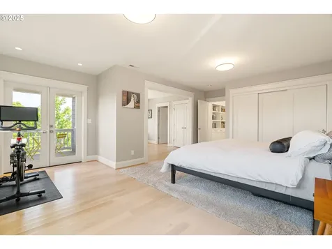 2862 NW Westover Road Portland OR 97210