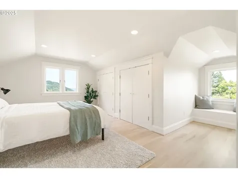 2862 NW Westover Road Portland OR 97210