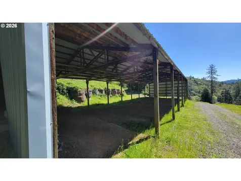 1604 Spring Brook Road Myrtle Creek OR 97457