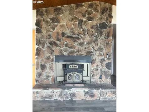 1604 Spring Brook Road Myrtle Creek OR 97457