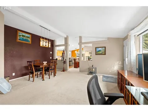 17747 S Greenfield Drive Oregon City OR 97045