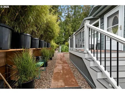 17747 S Greenfield Drive Oregon City OR 97045