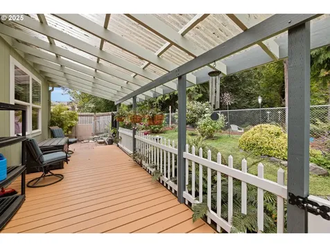 17747 S Greenfield Drive Oregon City OR 97045