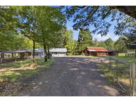 6261 Flournoy Valley Road Roseburg OR 97471