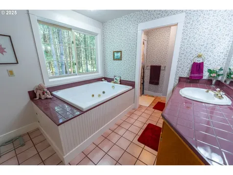 75325 Mosby Creek Road Cottage Grove OR 97424