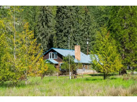 75325 Mosby Creek Road Cottage Grove OR 97424