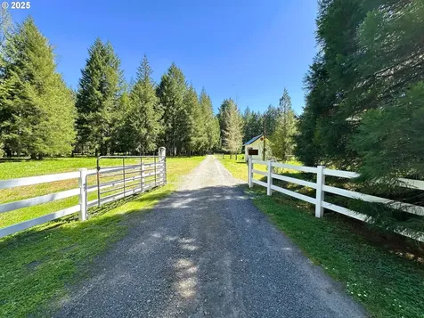75325 Mosby Creek Road Cottage Grove OR 97424