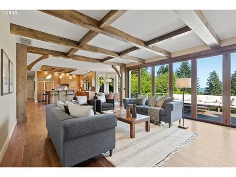 10553 SW Mount Adams Drive Beaverton OR 97007