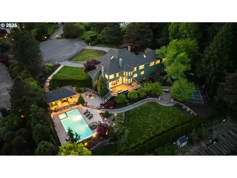 10553 SW Mount Adams Drive Beaverton OR 97007
