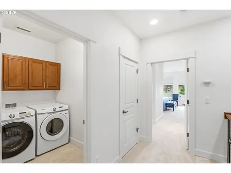 1618 SW 58th Avenue Portland OR 97221