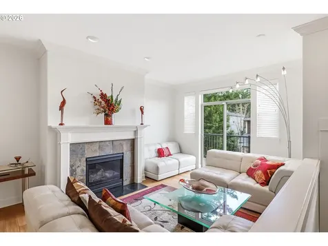 1618 SW 58th Avenue Portland OR 97221