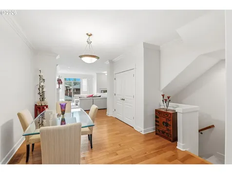 1618 SW 58th Avenue Portland OR 97221