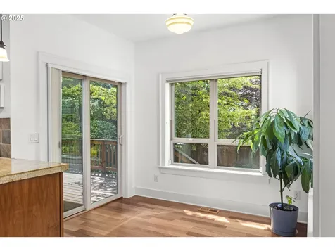 3946 SW Coronado Street Portland OR 97219