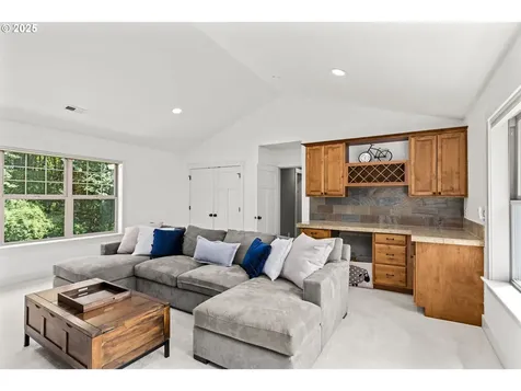 3946 SW Coronado Street Portland OR 97219