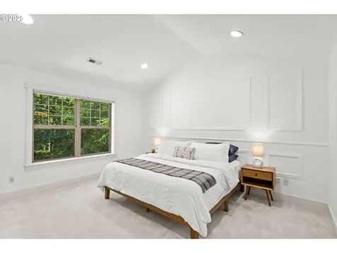 3946 SW Coronado Street Portland OR 97219