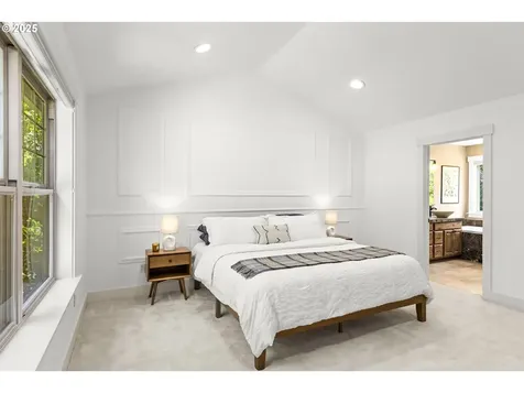 3946 SW Coronado Street Portland OR 97219
