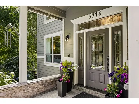 3946 SW Coronado Street Portland OR 97219