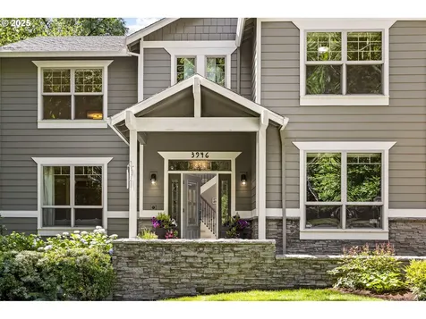 3946 SW Coronado Street Portland OR 97219