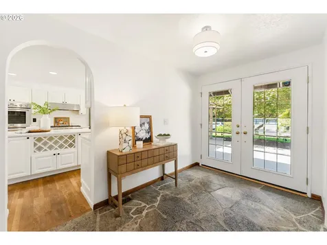 8835 SW Becker Drive Portland OR 97223