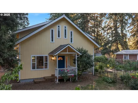 28484 Santiam Highway Sweet Home OR 97386