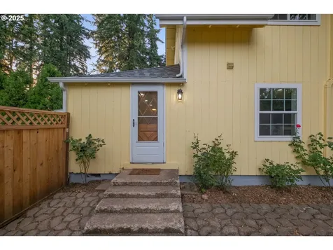 28484 Santiam Highway Sweet Home OR 97386